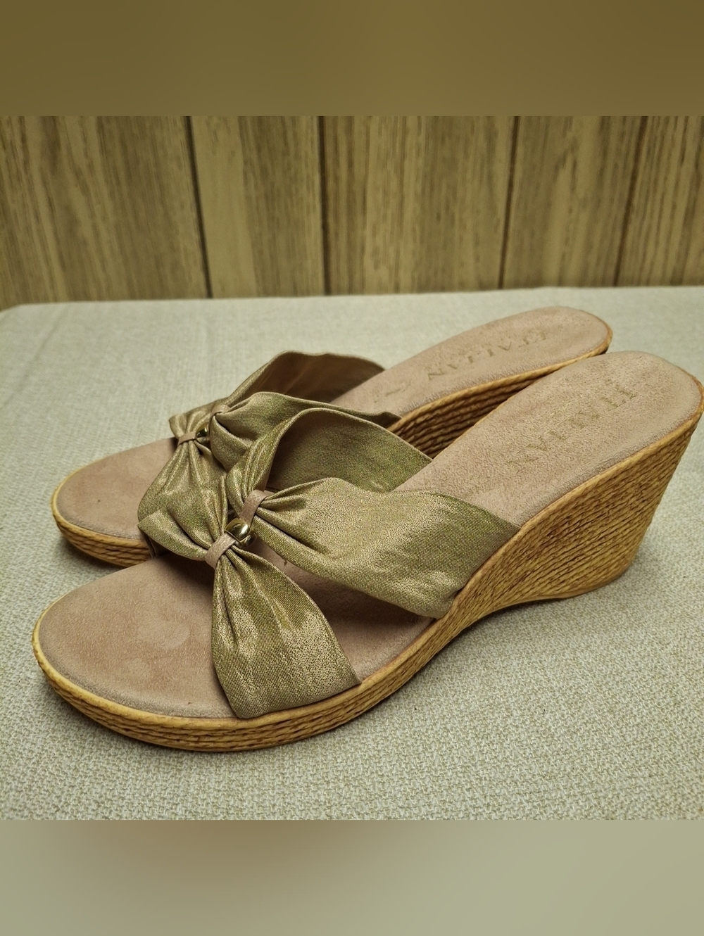 New Italian Shoemakers Size 8 M Flip Flop Fabric Women Sandal Shoes